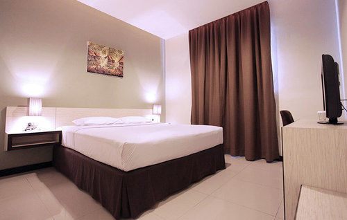 N3 Hotel Jakarta Exterior photo